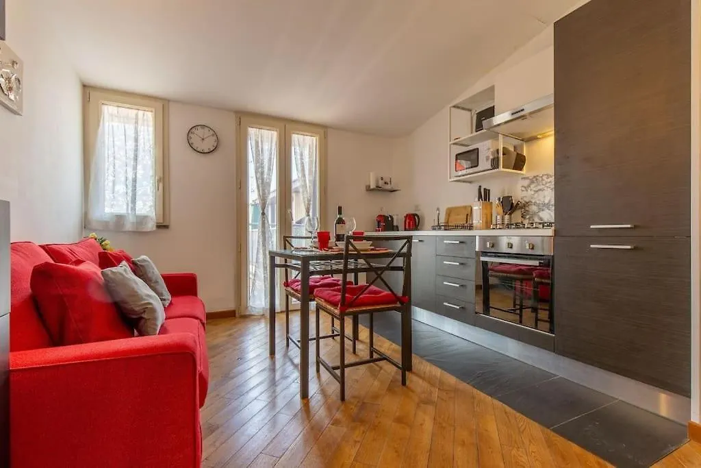 Unique & Strategic Flat, 50M From M4 Station Daire Milano 0*,  İtalya
